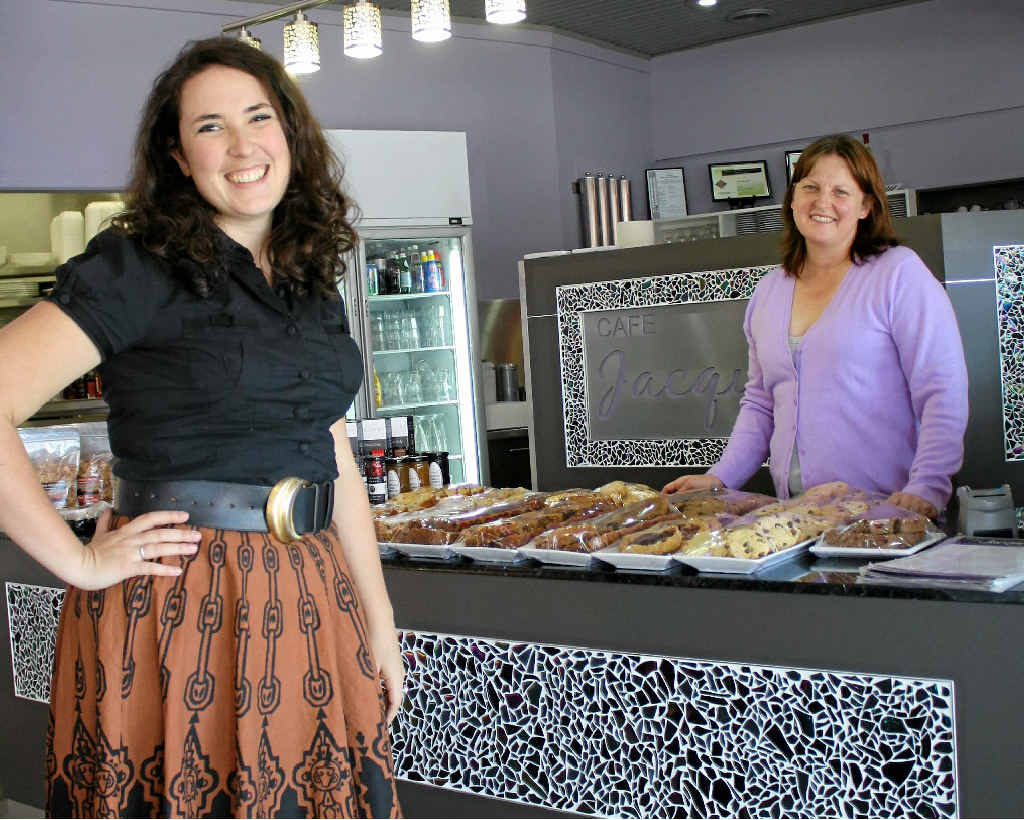 Comedian Tessa Waters and Cafe Jacqui’s owner Jacqui Dwan will host a dinner and show evening. Comedian Tessa Waters and Cafe Jacqui’s owner Jacqui Dwan will host a dinner and show evening.
